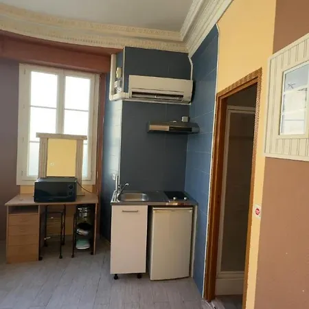 Ξενοδοχείο με διαμερίσματα Simple Stay-centre Au Calme Νίκαια