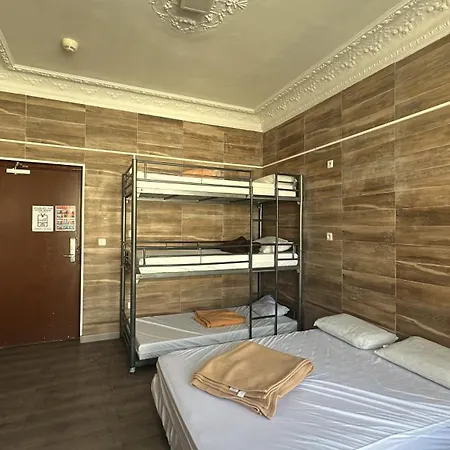Ξενοδοχείο με διαμερίσματα Simple Stay-centre Au Calme