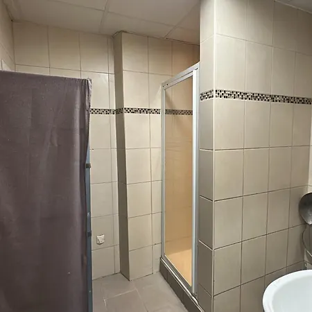 Simple Stay-centre Au Calme Nice