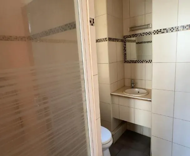 Simple Stay-centre Au Calme Nice