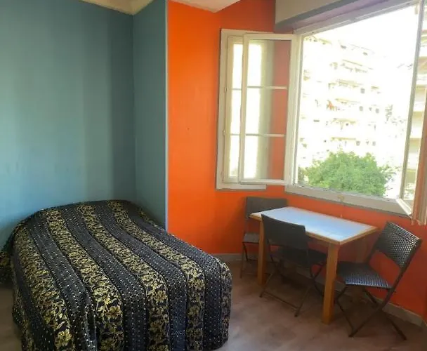 Lägenhetshotell Simple Stay-centre Au Calme *