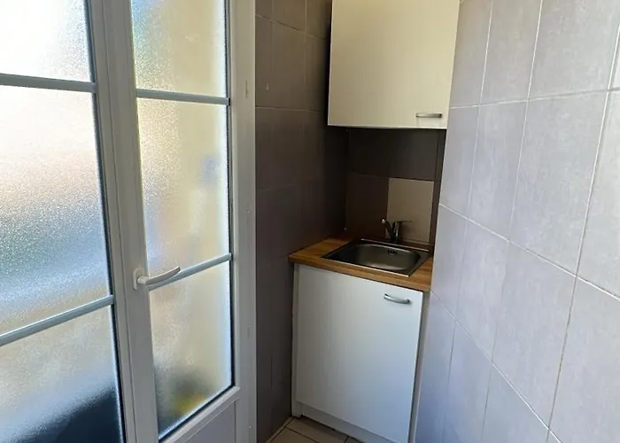 Simple Stay-centre Au Calme * Nice