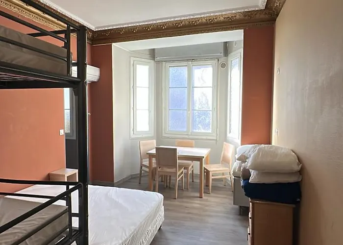 Simple Stay-centre Au Calme * Nice