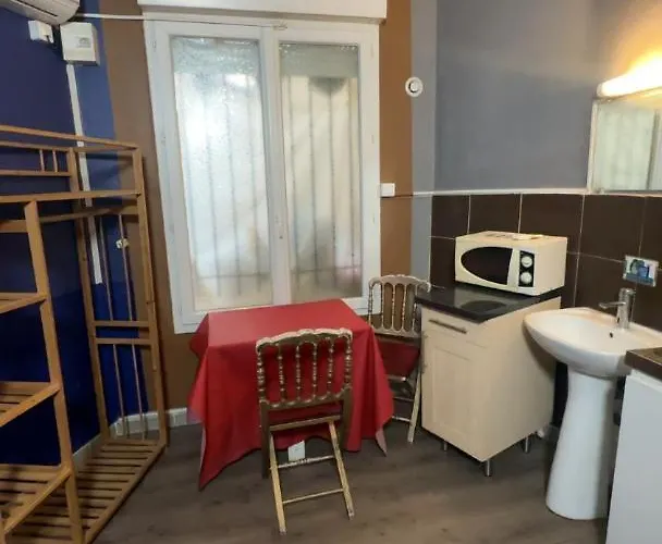 Lägenhetshotell Simple Stay-centre Au Calme