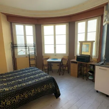 Simple Stay-centre Au Calme Apartmanhotel Nizza